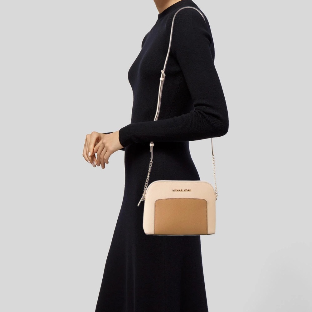Michael Kors Cindy Pocket Crossbody